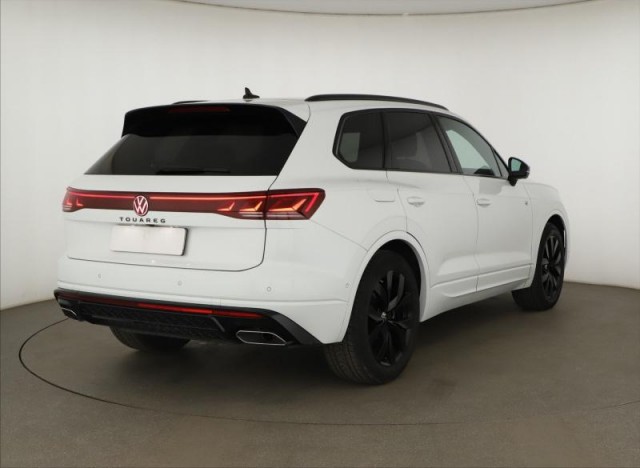 Volkswagen Touareg  3.0 TDI 