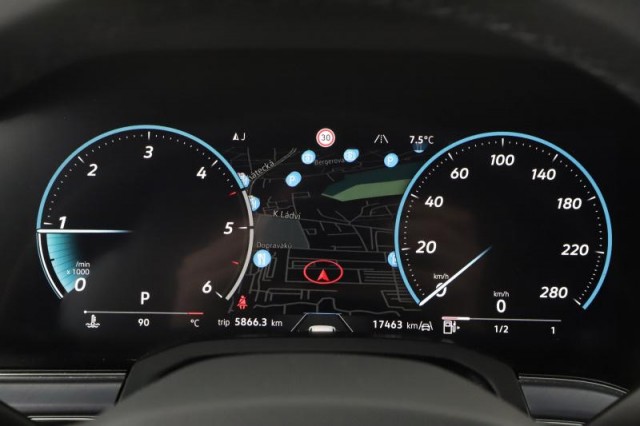 Volkswagen Touareg  3.0 TDI 