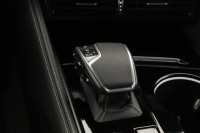 Volkswagen Touareg  3.0 TDI 