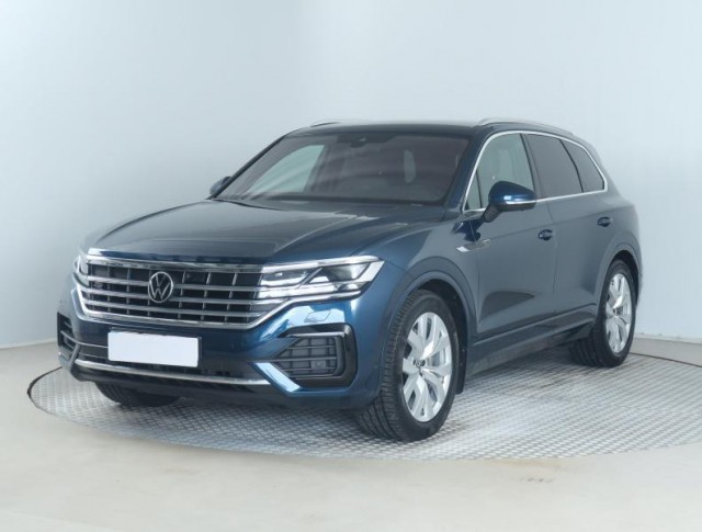 Volkswagen Touareg  3.0 TDI R-Line