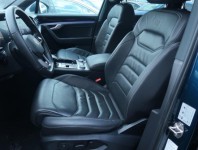 Volkswagen Touareg  3.0 TDI R-Line