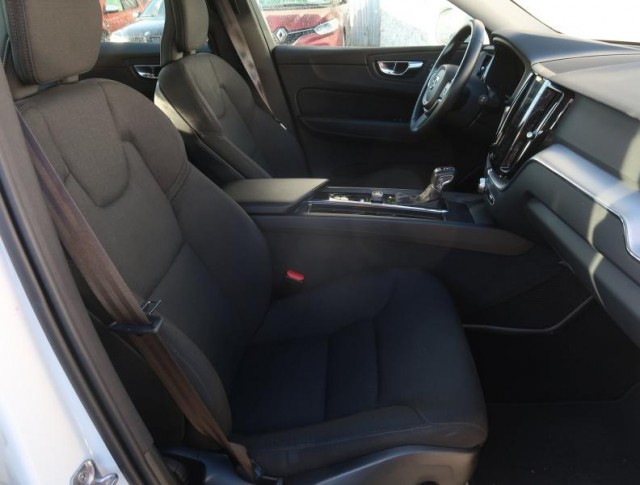 Volvo XC60  T5 AWD 