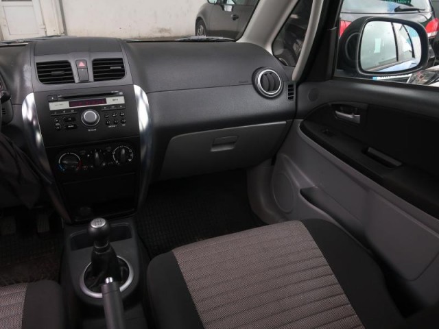 Suzuki SX4  1.5 VVT 