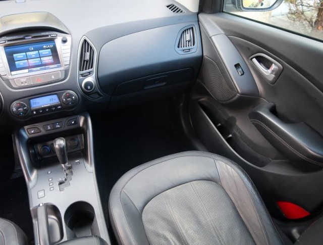 Hyundai ix35  2.0 CRDi 