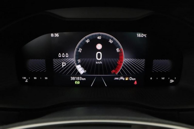 Škoda Karoq  1.5 TSI Fresh