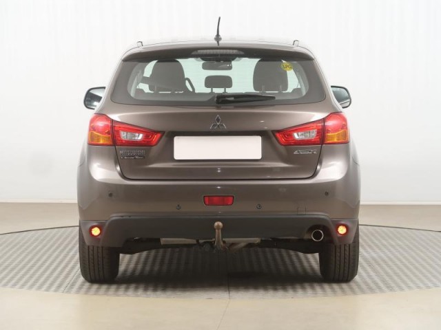 Mitsubishi ASX  1.6 MIVEC 