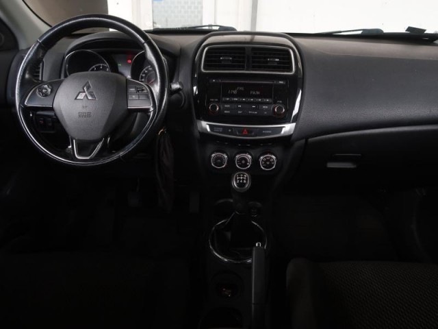 Mitsubishi ASX  1.6 MIVEC 