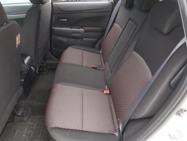 Mitsubishi ASX  1.6 MIVEC Intense