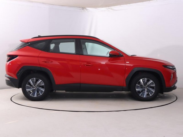 Hyundai Tucson  1.6 T-GDI 48V MHEV Tucson