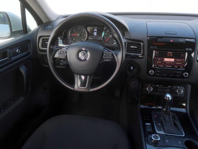 Volkswagen Touareg  3.0 TDI 
