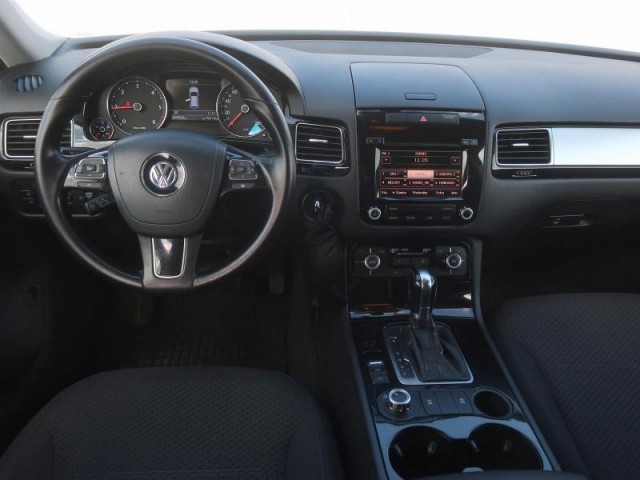 Volkswagen Touareg  3.0 TDI 