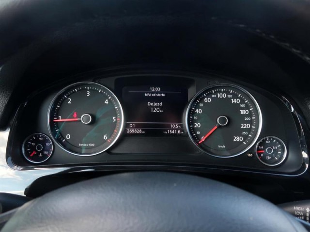 Volkswagen Touareg  3.0 TDI 