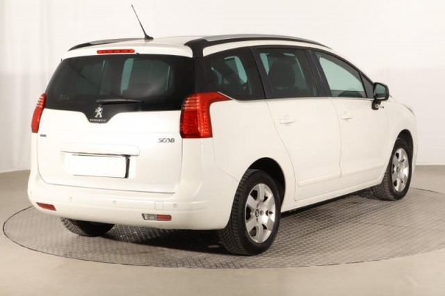 Peugeot 5008  1.6 BlueHDi Access