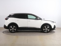 Peugeot 3008  1.2 PureTech 