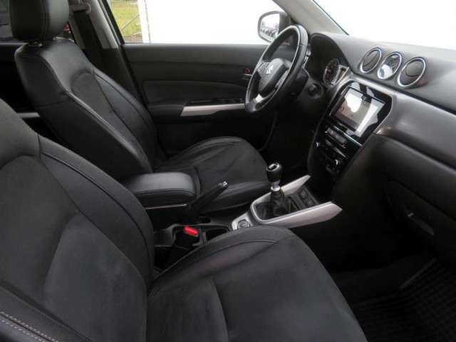 Suzuki Vitara  1.6 DDiS 