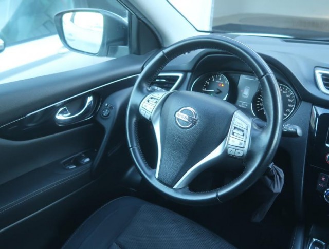 Nissan Qashqai  1.2 DIG-T 