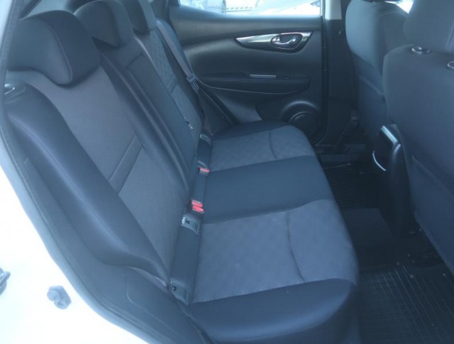 Nissan Qashqai  1.2 DIG-T 