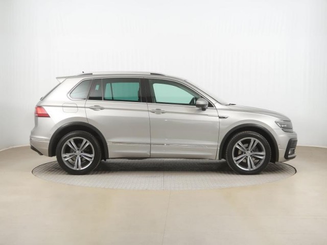 Volkswagen Tiguan  2.0 TDI R-Line