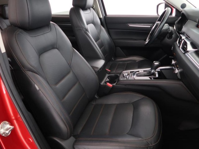 Mazda CX-5  2.5 Skyactiv-G Revolution