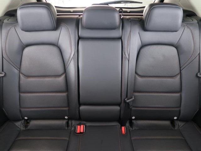 Mazda CX-5  2.5 Skyactiv-G Revolution