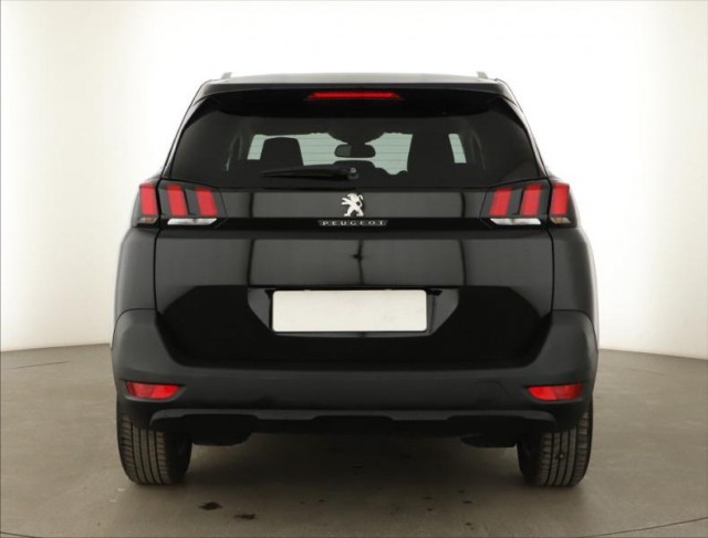 Peugeot 5008  1.5 BlueHDi 