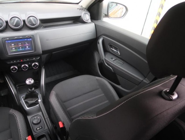 Dacia Duster  1.6 SCe Prestige