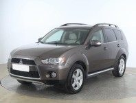 Mitsubishi Outlander  2.2 DI-D 