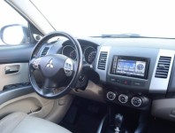 Mitsubishi Outlander  2.2 DI-D 