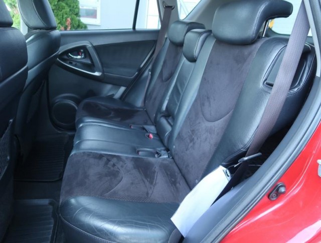 Toyota RAV 4  2.2 D-4D 