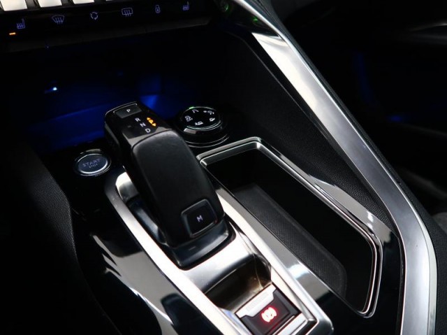 Peugeot 3008  1.6 BlueHDi 