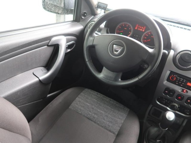 Dacia Duster  1.6 16V 