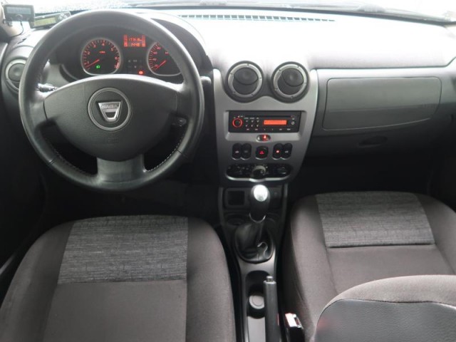 Dacia Duster  1.6 16V 