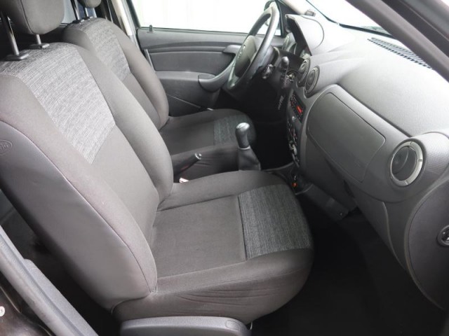 Dacia Duster  1.6 16V 