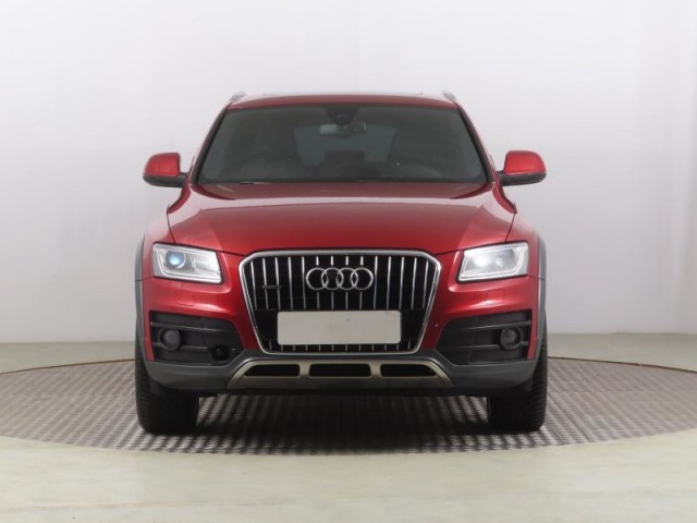 Audi Q5  3.0 TDI S line