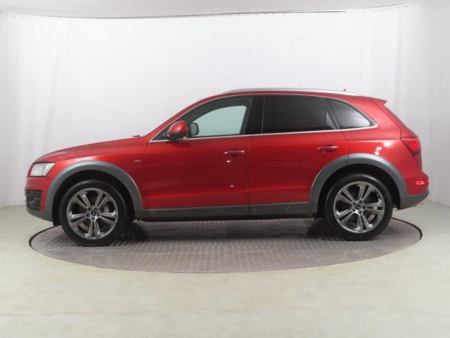 Audi Q5  3.0 TDI S line