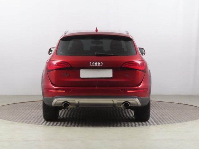 Audi Q5  3.0 TDI S line