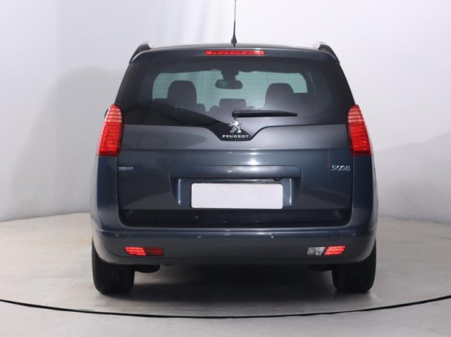 Peugeot 5008  2.0 BlueHDi 