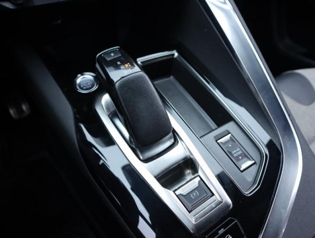 Peugeot 3008  e-Hybrid 300 Acces