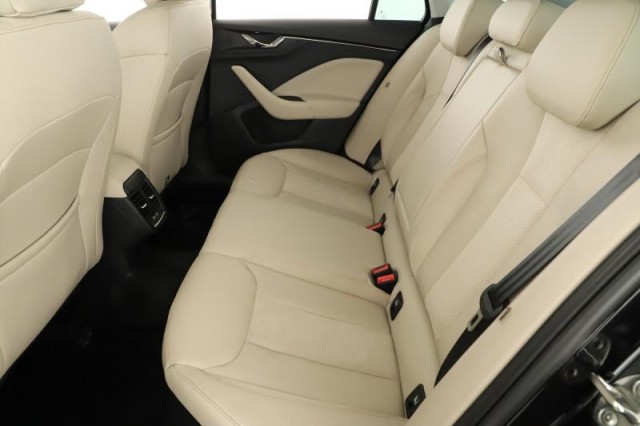 Škoda Kamiq  1.0 TSI 