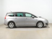 Peugeot 5008  1.6 HDi 