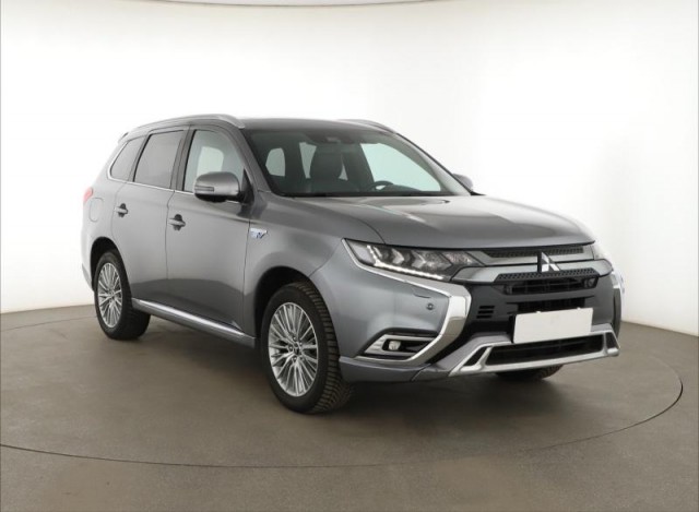 Mitsubishi Outlander  2.4 PHEV 