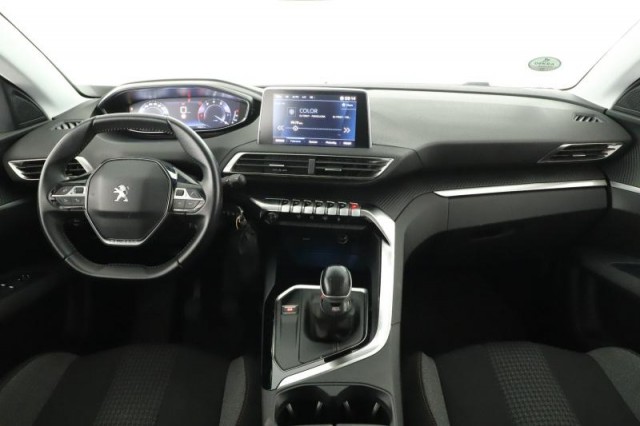 Peugeot 5008  PureTech 130 