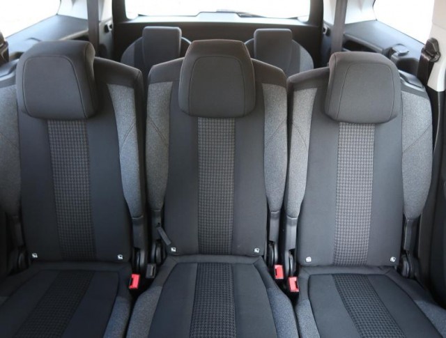 Peugeot 5008  PureTech 130 