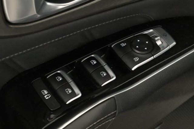 Kia Sorento  2.2 CRDi 