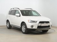 Mitsubishi Outlander  2.2 DI-D Intense