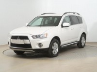 Mitsubishi Outlander  2.2 DI-D Intense