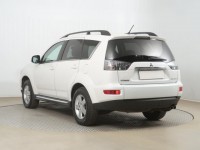 Mitsubishi Outlander  2.2 DI-D Intense