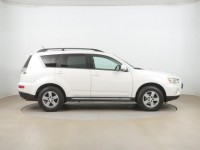 Mitsubishi Outlander  2.2 DI-D Intense