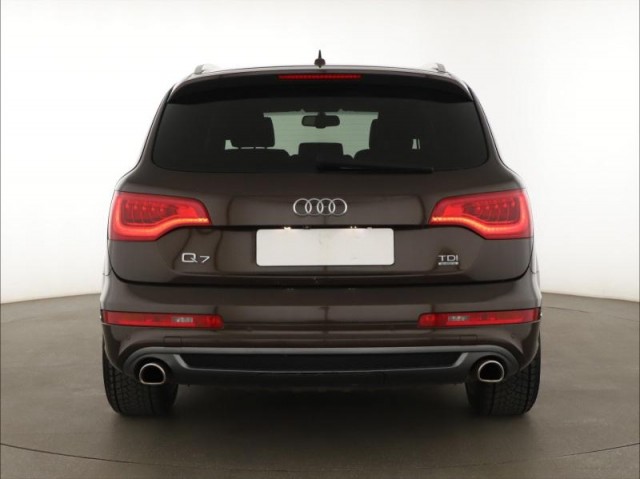 Audi Q7  3.0 TDI S-Line