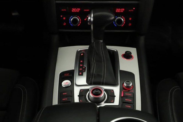 Audi Q7  3.0 TDI S-Line